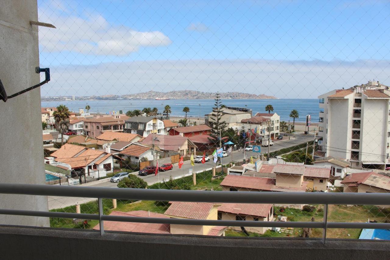 Marina Penuelas Amplio Departamento A Pasos De La Playa La Serena Exterior photo