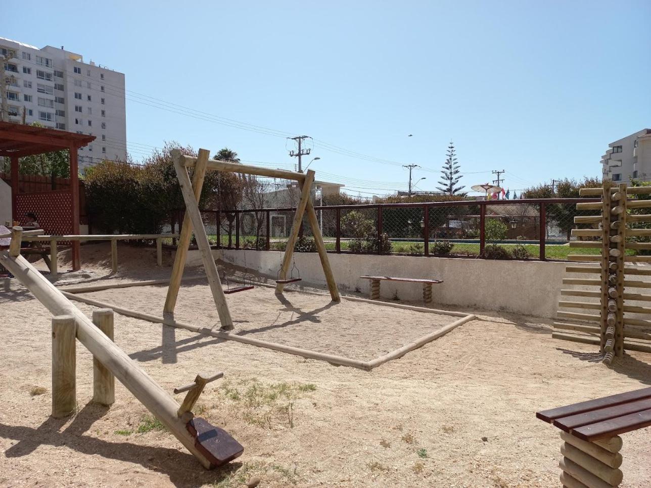 Marina Penuelas Amplio Departamento A Pasos De La Playa La Serena Exterior photo
